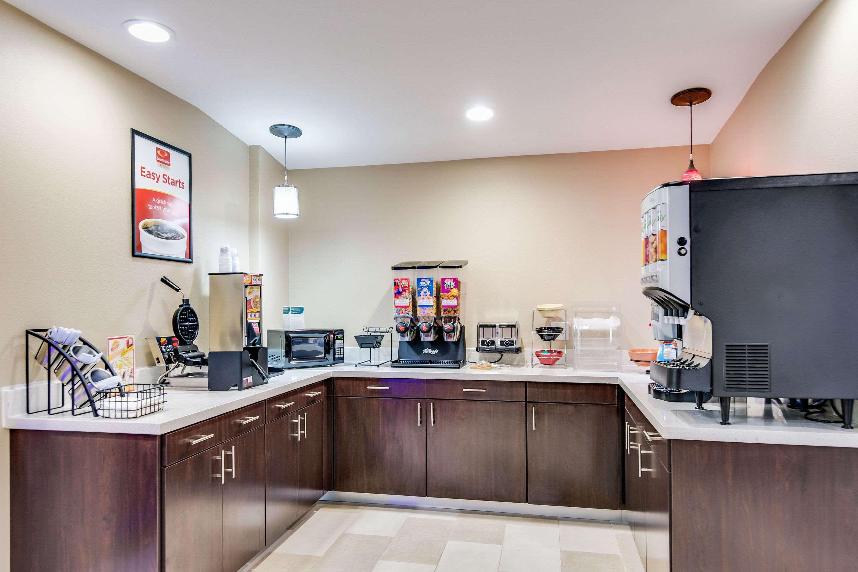 Отель Super 8 By Wyndham Palestine Tx Экстерьер фото